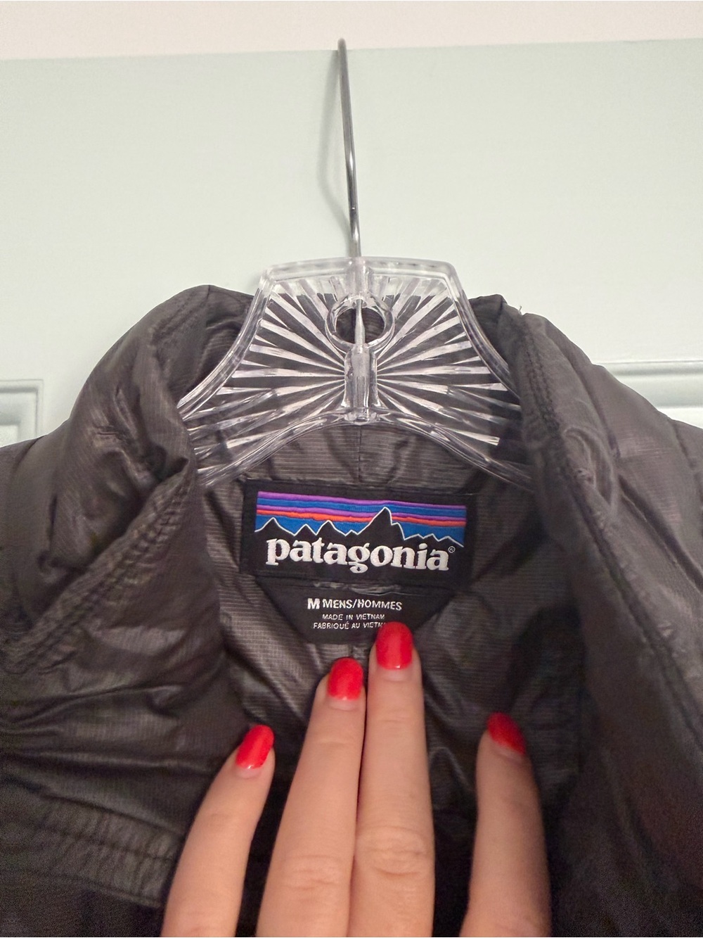 Men’s Patagonia jacket - Picture 2 of 3